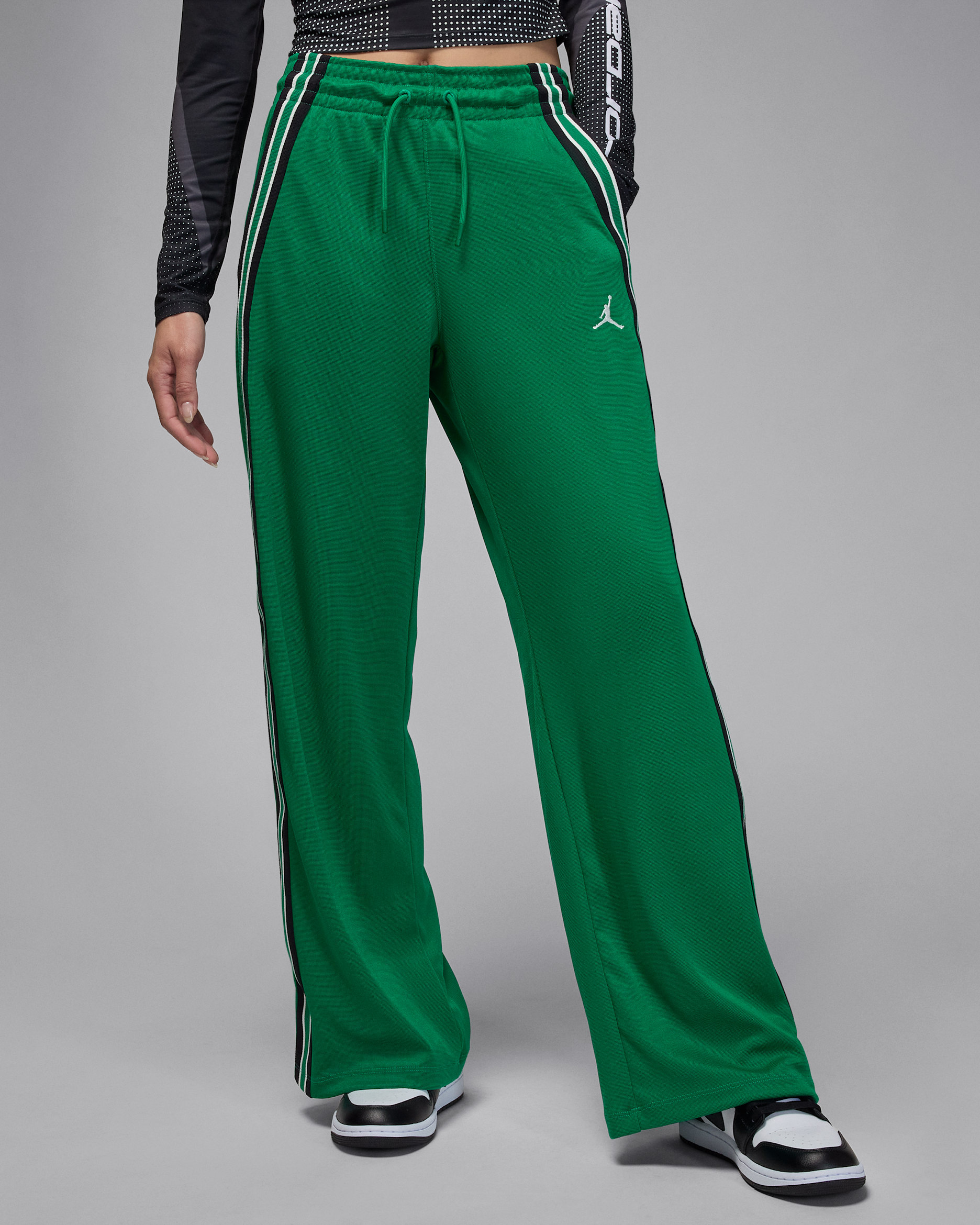 Jordan Brooklyn Kadın Antrenman Eşofman Altı. Nike TR